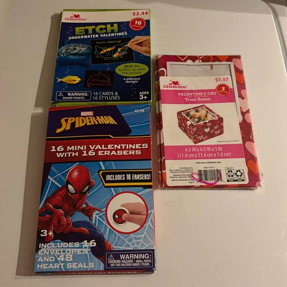 NWT Marvel Spider-Man & Etch Underwater Valentine’s, Valentine’s Day Treat Boxes